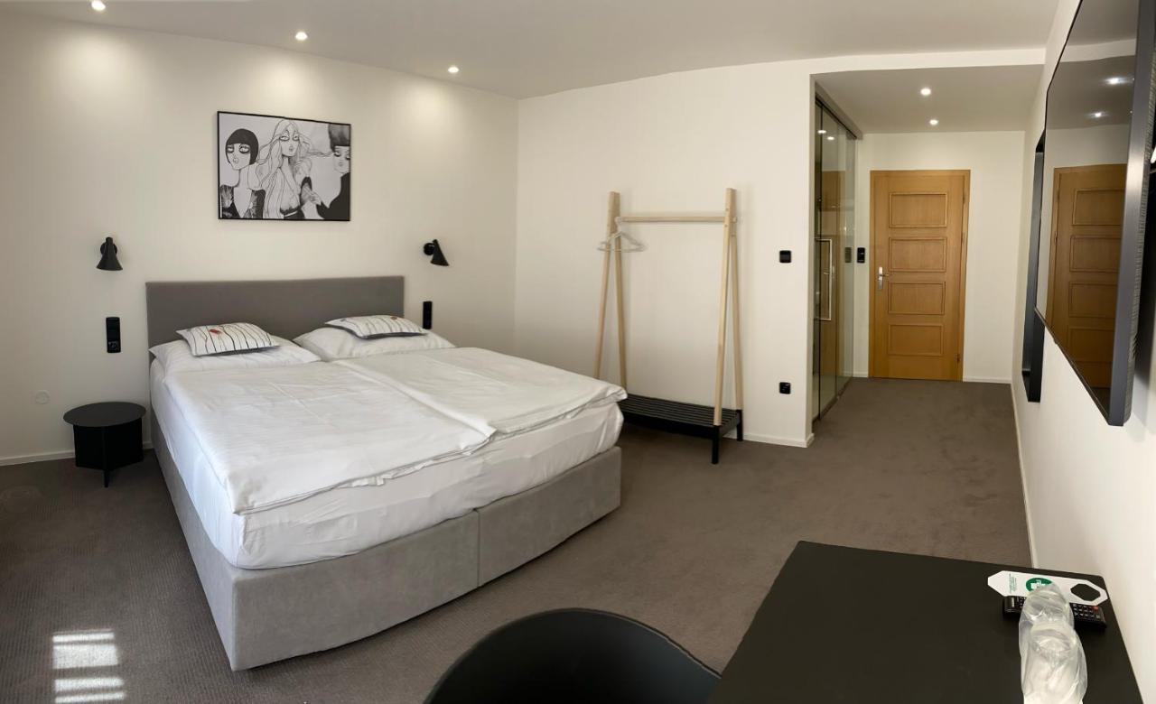 Rozmaryn Hotel B&B Rakovník Zewnętrze zdjęcie