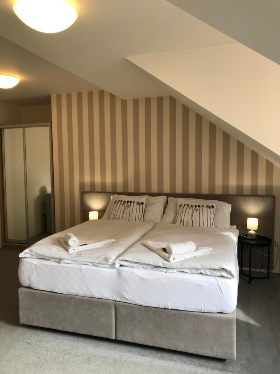 Rozmaryn Hotel B&B Rakovník Zewnętrze zdjęcie